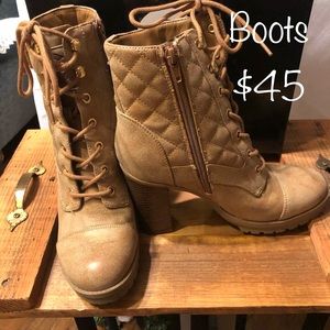 Lace up boots Guess boots